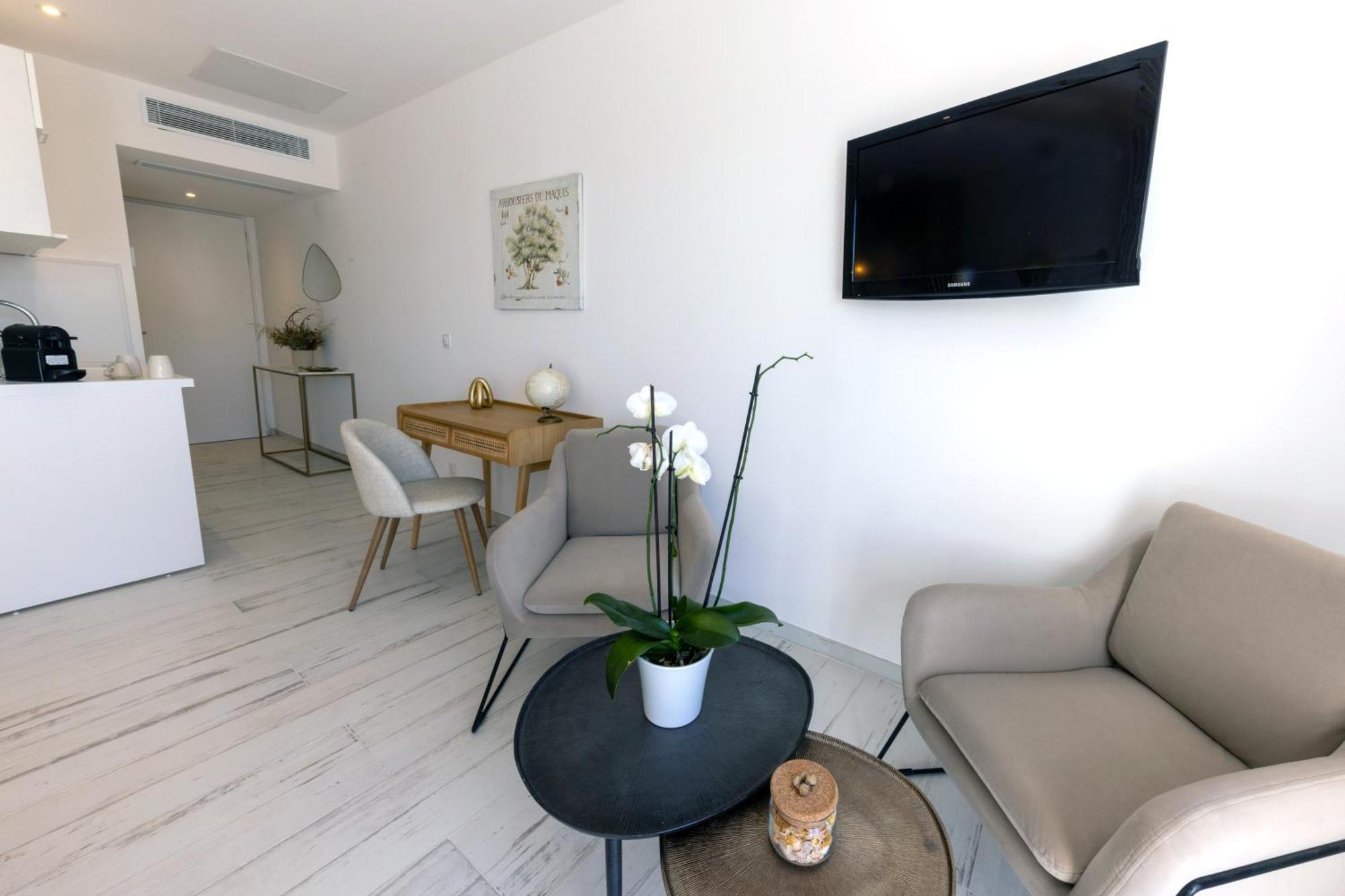 La Manufacture D'Oriano Les Nuits Au Village Montegrosso Exterior photo
